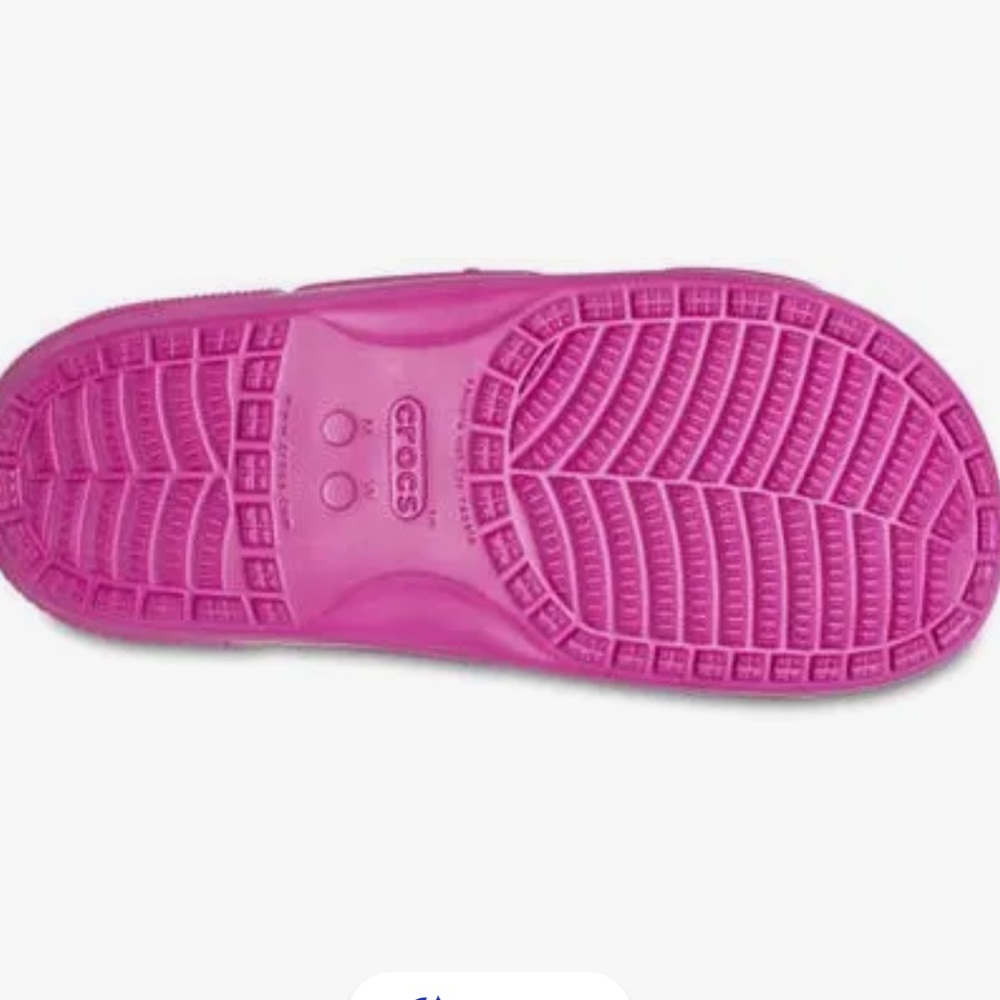 NWT! Crocs Fuchsia Fun Classic Sandals. Women’s Size 9. Includes 2 Charms. - Picture 4 of 16